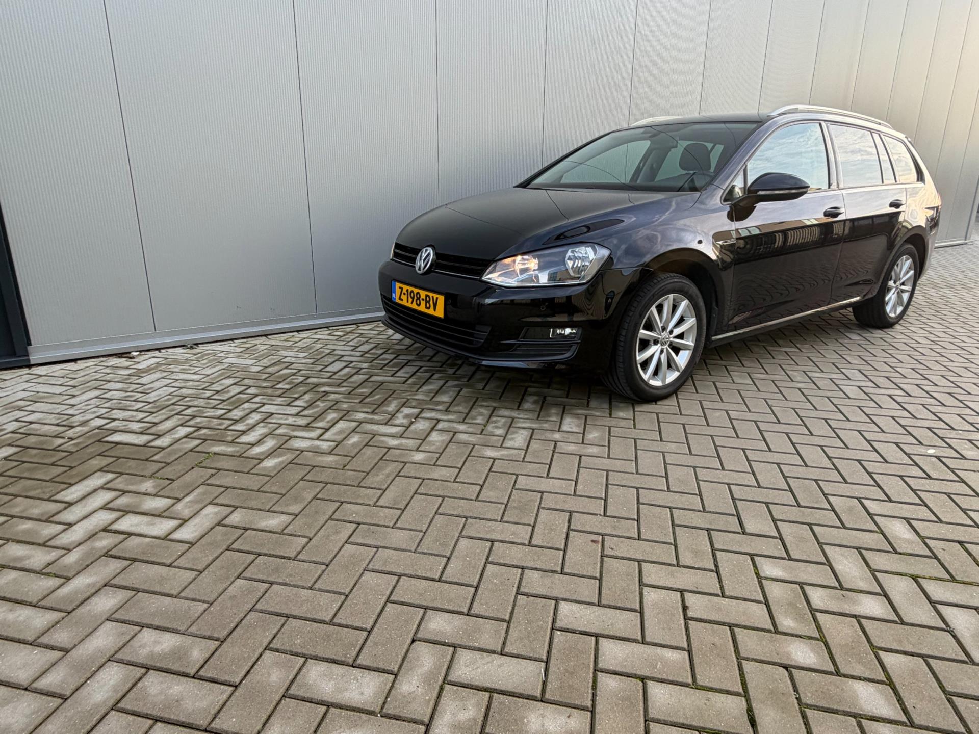Volkswagen Golf Variant 1.2 TSI Highline 6 maanden garantie