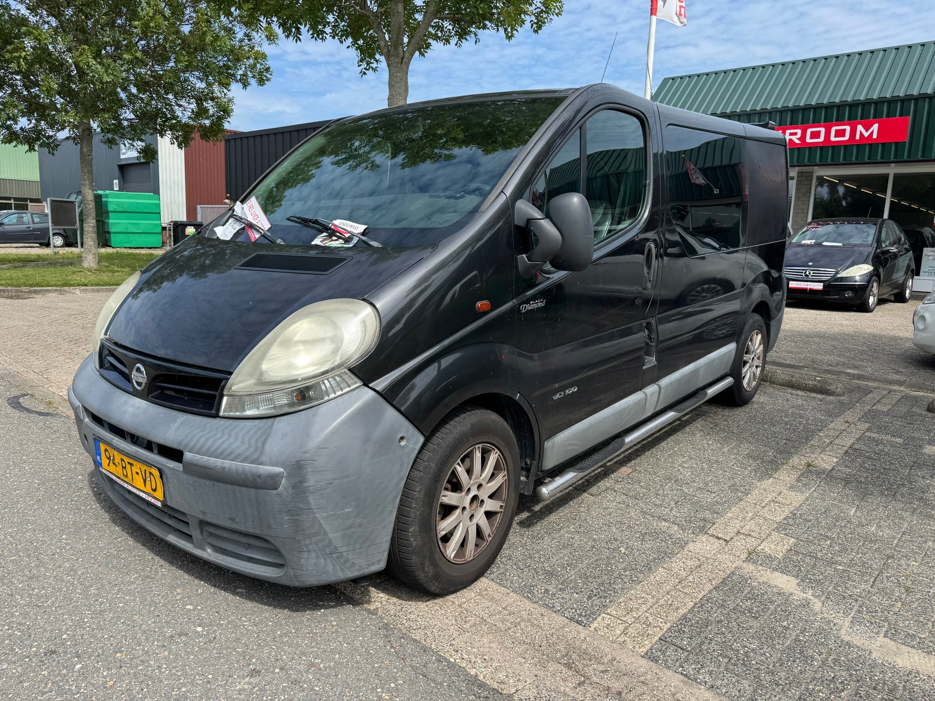 Nissan Primastar 100.27-310 1.9CDi DC. Prive bus. Wordt alleen verkocht aan export vanwege emotionele waarde!
