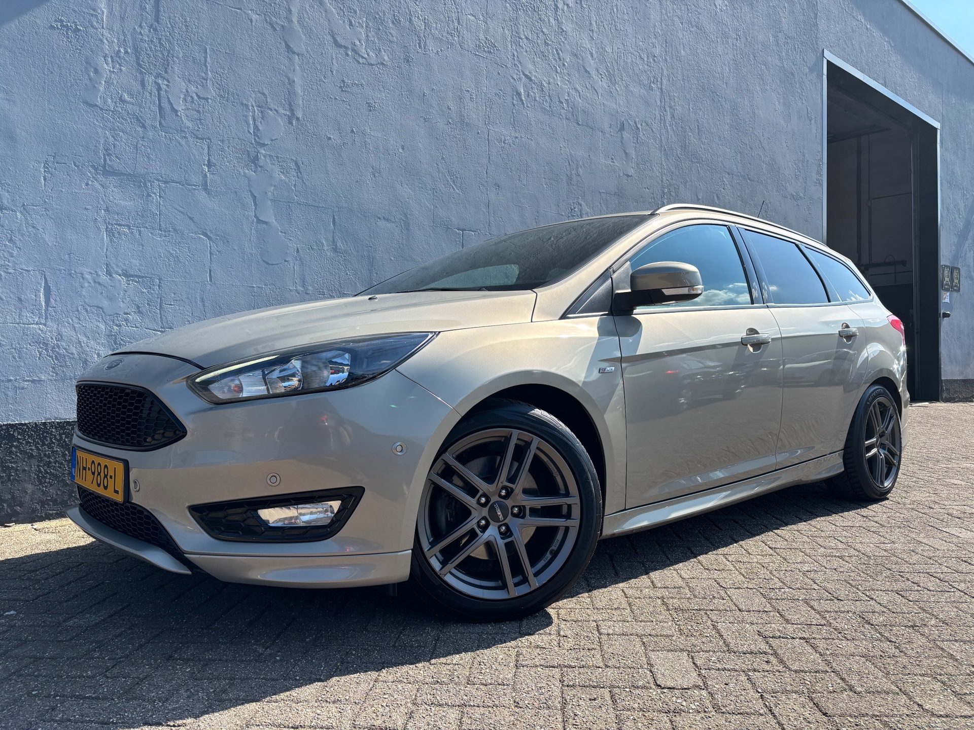 Ford Focus Wagon 1.5 ST-Line - 1e Eigenaar - Navigatie