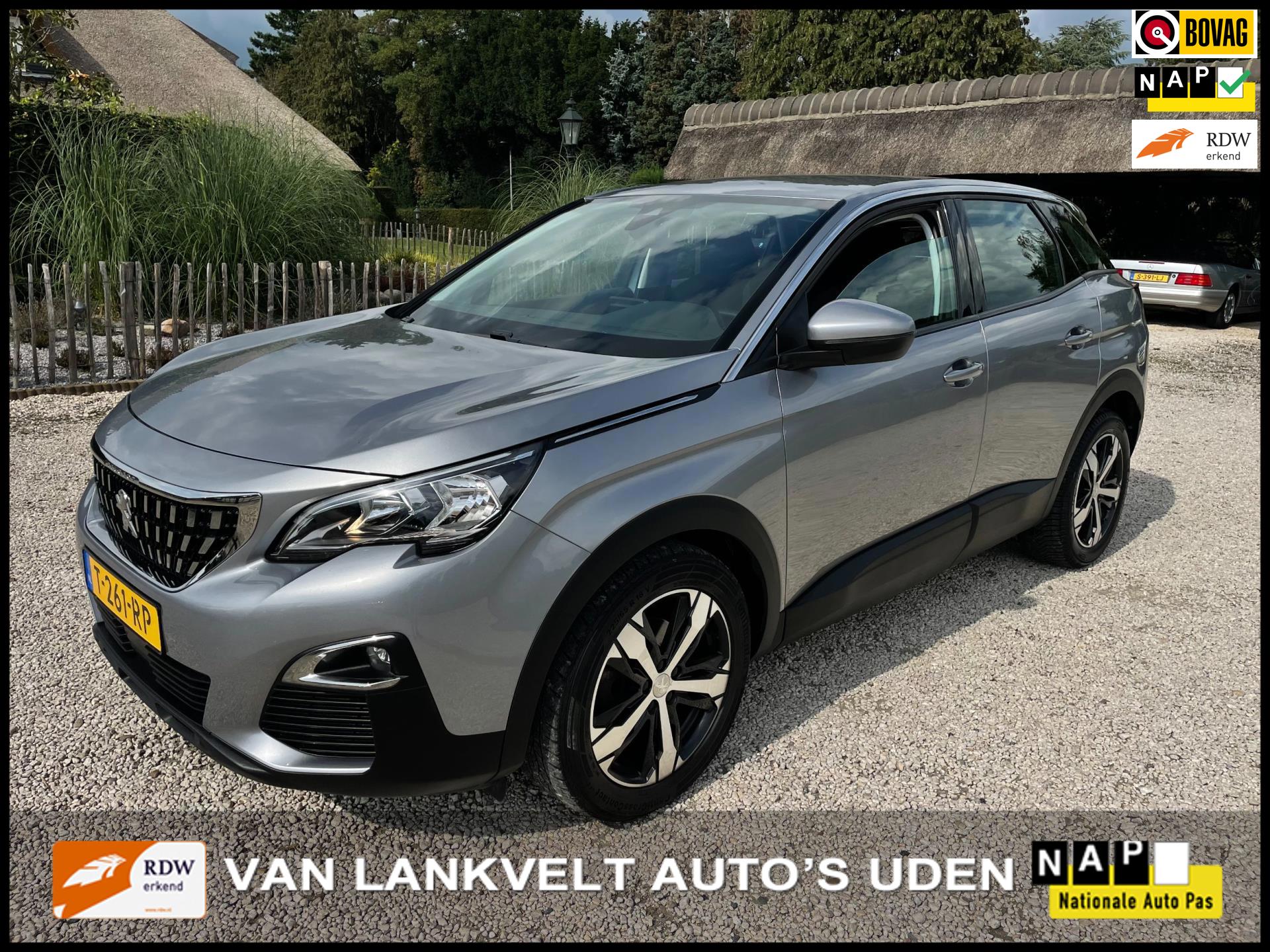 Peugeot 3008 1.2 AUTOMAAT, Navi, 18 inch, trekhaak.