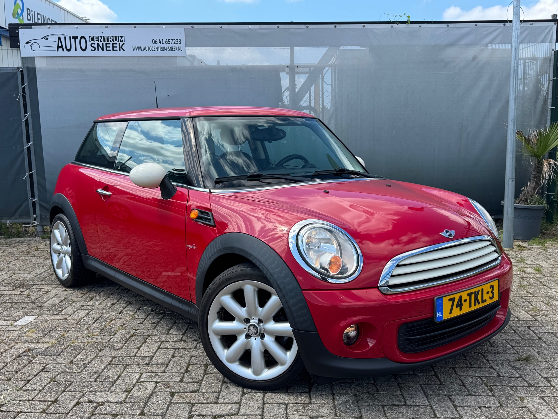 Mini 3-Deurs 1.6 One MINIMALIST - NWE APK - Airco - Cruise - NAVI