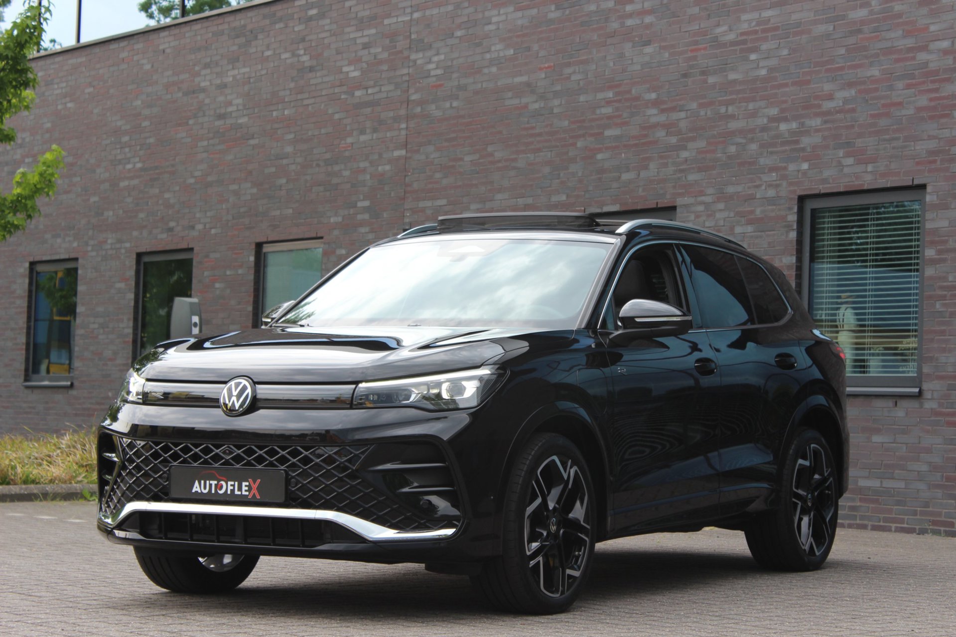 Volkswagen Tiguan 1.5 eHybrid R-Line Edition