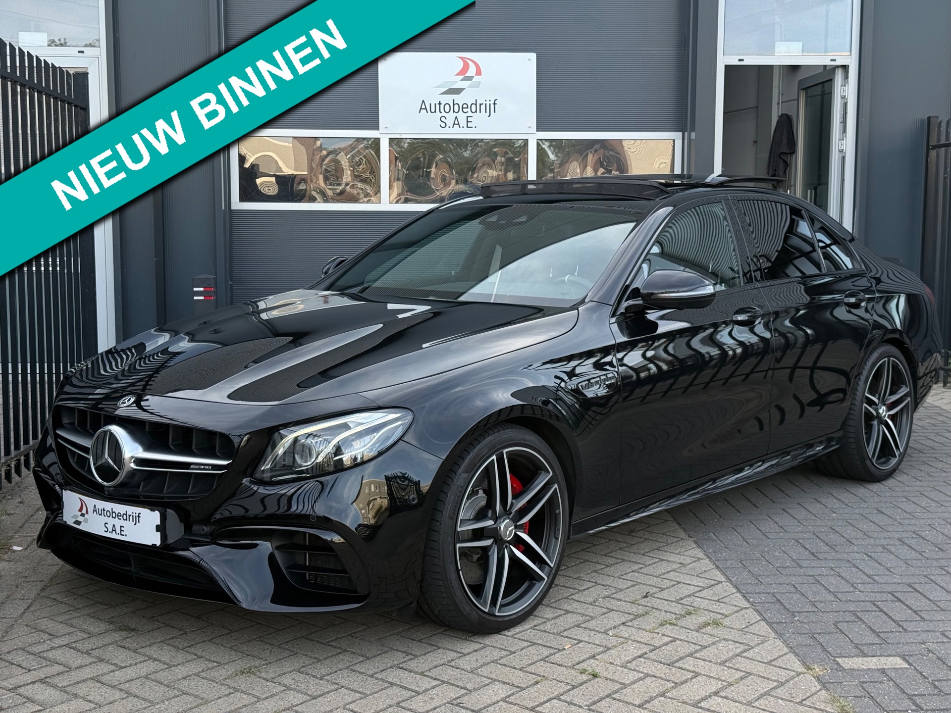 Mercedes-Benz E-klasse AMG 63 S 4MATIC PANO HUD BURMESTER MEMORY