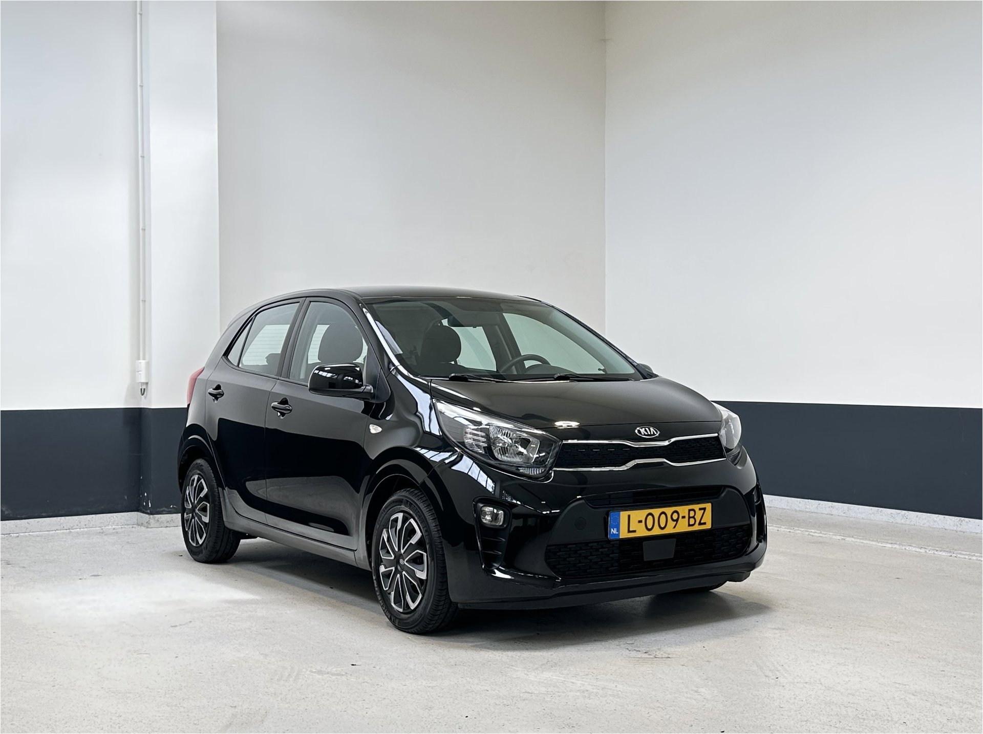 Kia Picanto 1.0 DPi ComfortLine | Bluetooth | Cruise Controle | Airco | NL | 2 Eig |