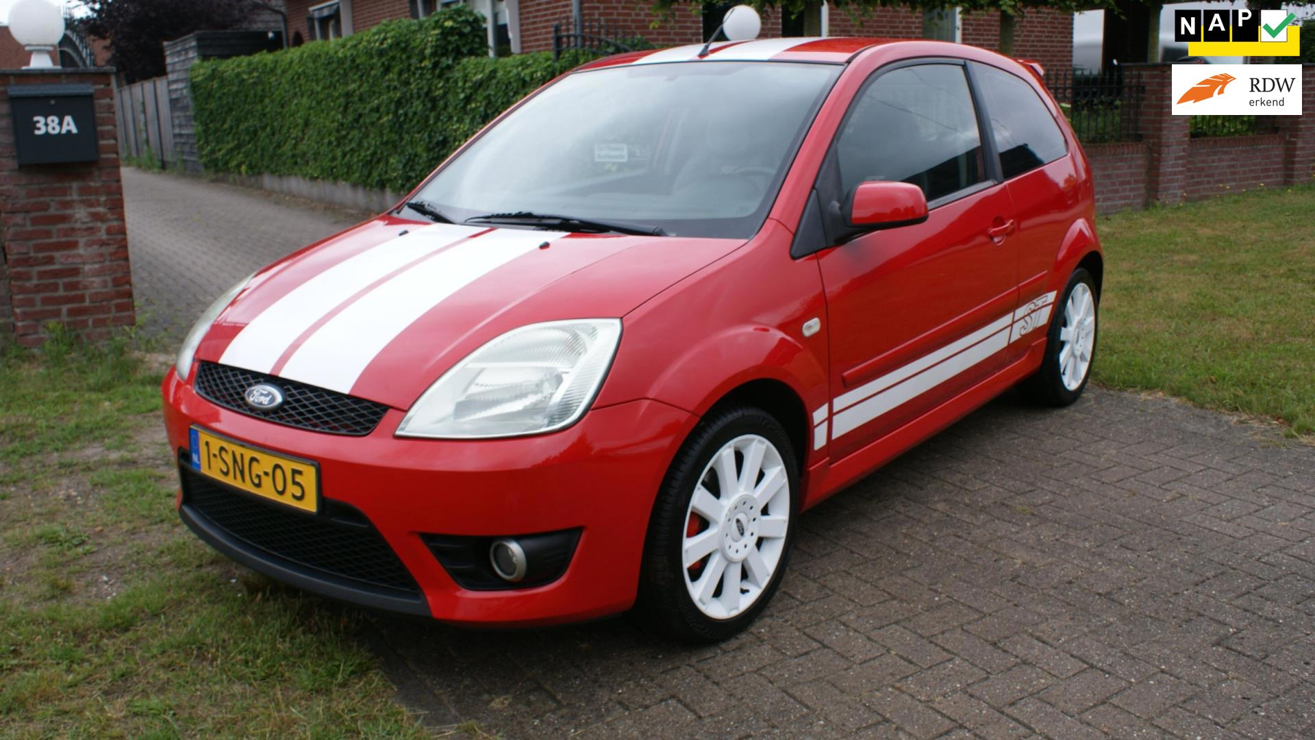 Ford Fiesta 2.0-16V ST top auto