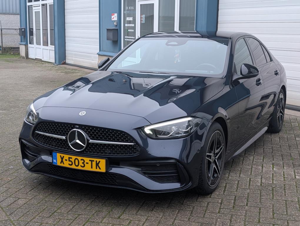 Mercedes-Benz C-klasse C300 AMG Line Burmester