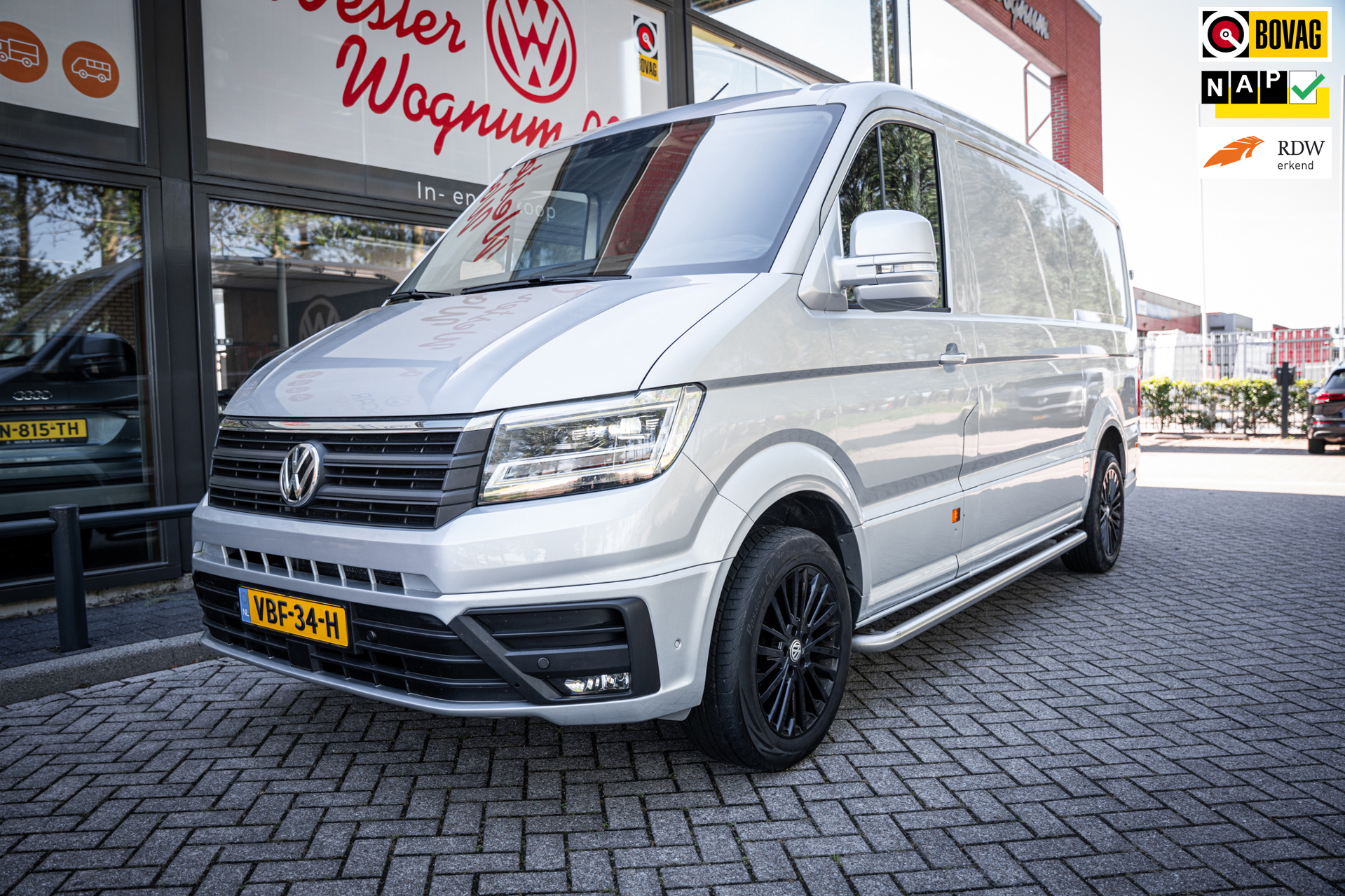 Volkswagen Crafter 30 2.0 TDI 177pk L2H1 | 3000kg trekgewicht | Aut. | Navi | LED | PDC | Euro6 |