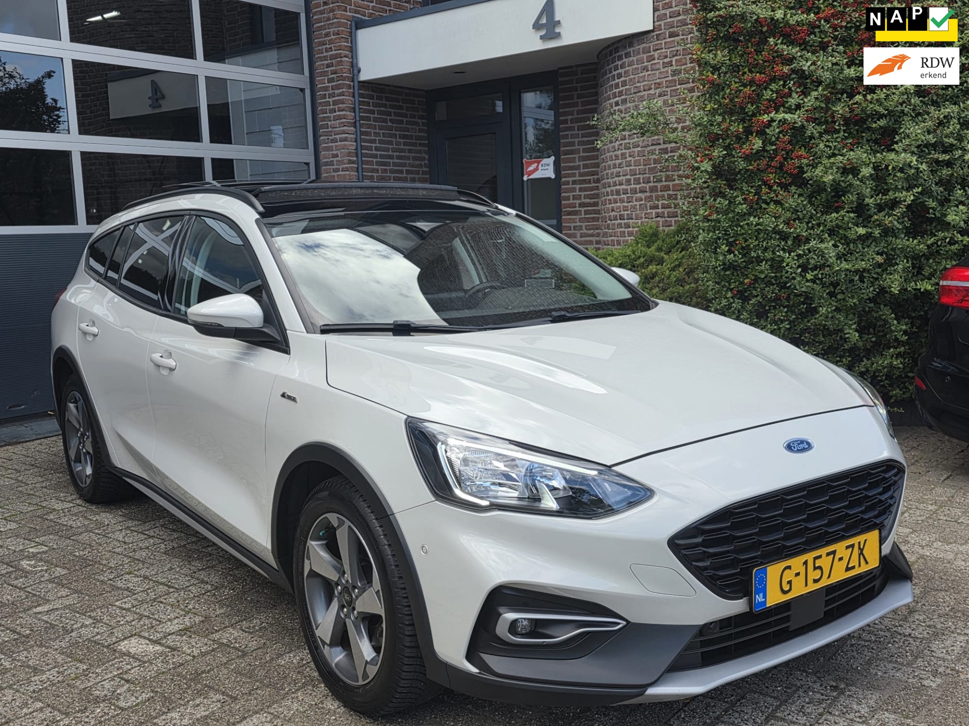 Ford Focus Wagon 1.0 EcoBoost Active Business Pano|Camera |Nap