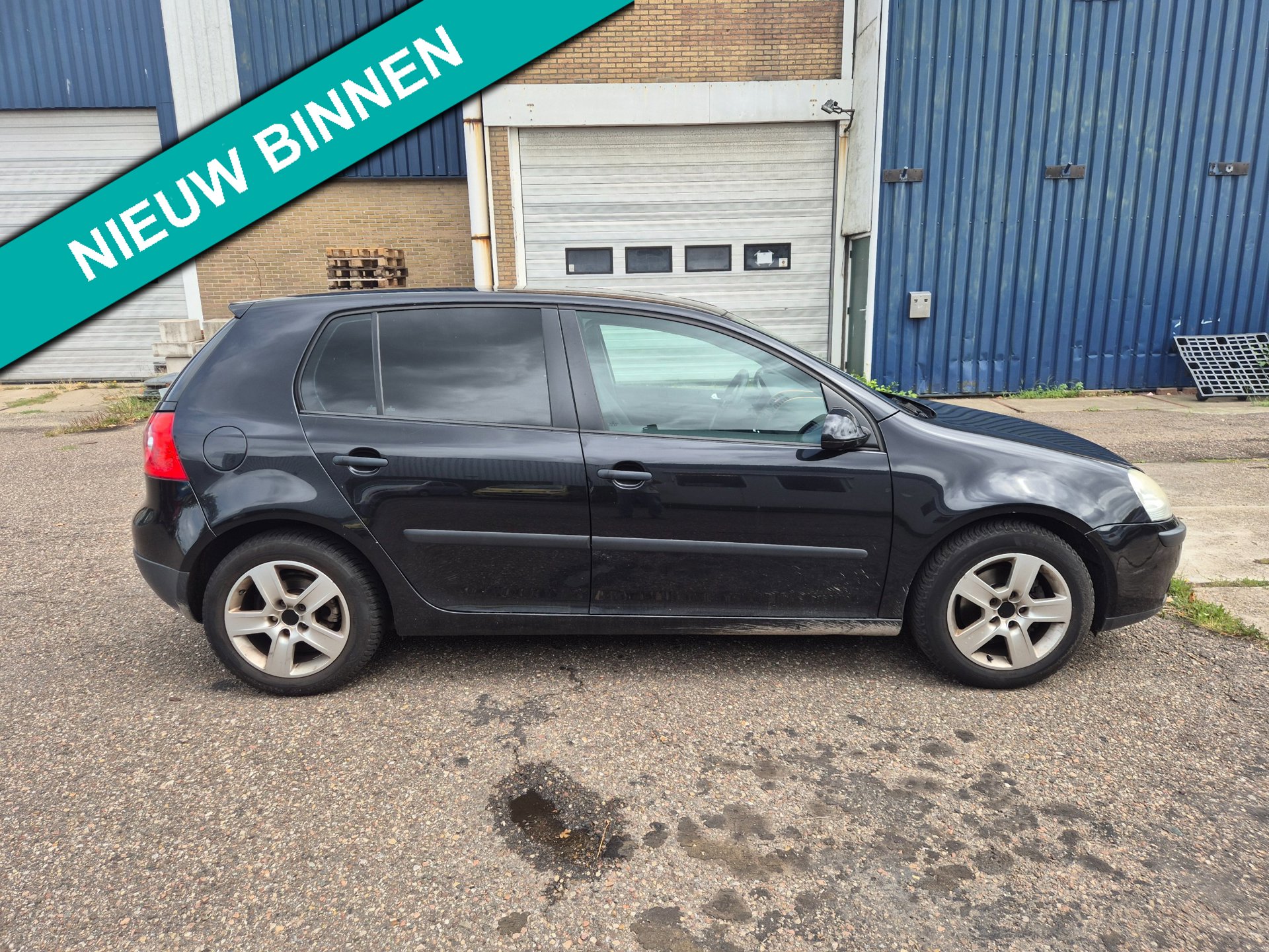 Volkswagen Golf 1.6 FSI Trendline, airco ,navigatie/ZIE OMSCHRIJVING
