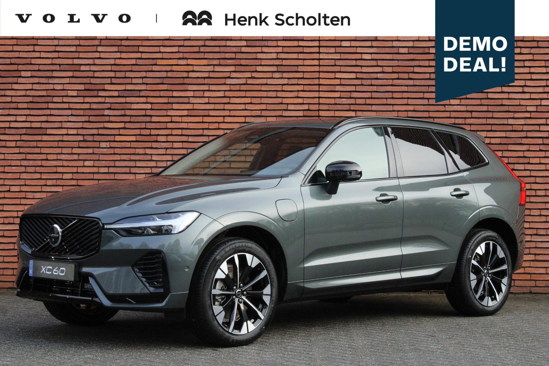 Volvo XC60 T6 Plug-in hybrid AWD Plus Dark