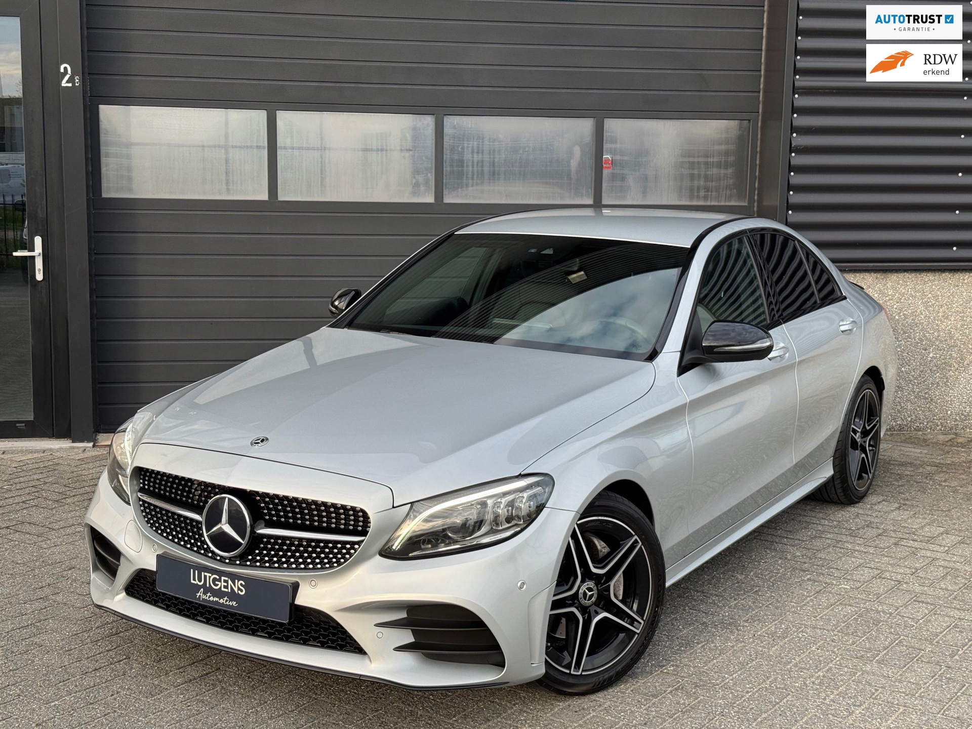 Mercedes-Benz C-klasse 180 Amg Night Virtual Camera Leder