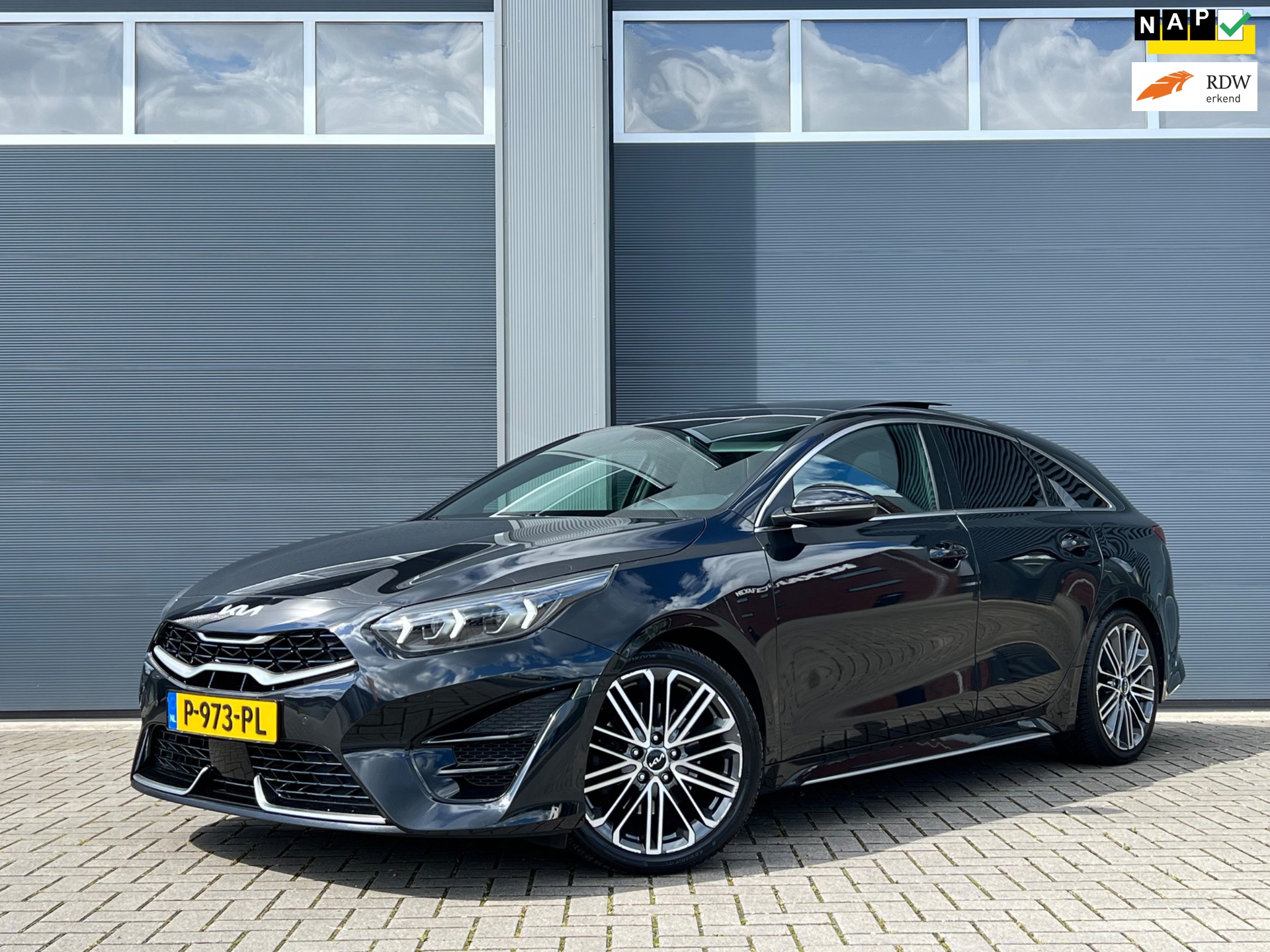 Kia ProCeed 1.5 T-GDi GT-PlusLine|Pano|trekhaak|BTW|dealeronderhouden