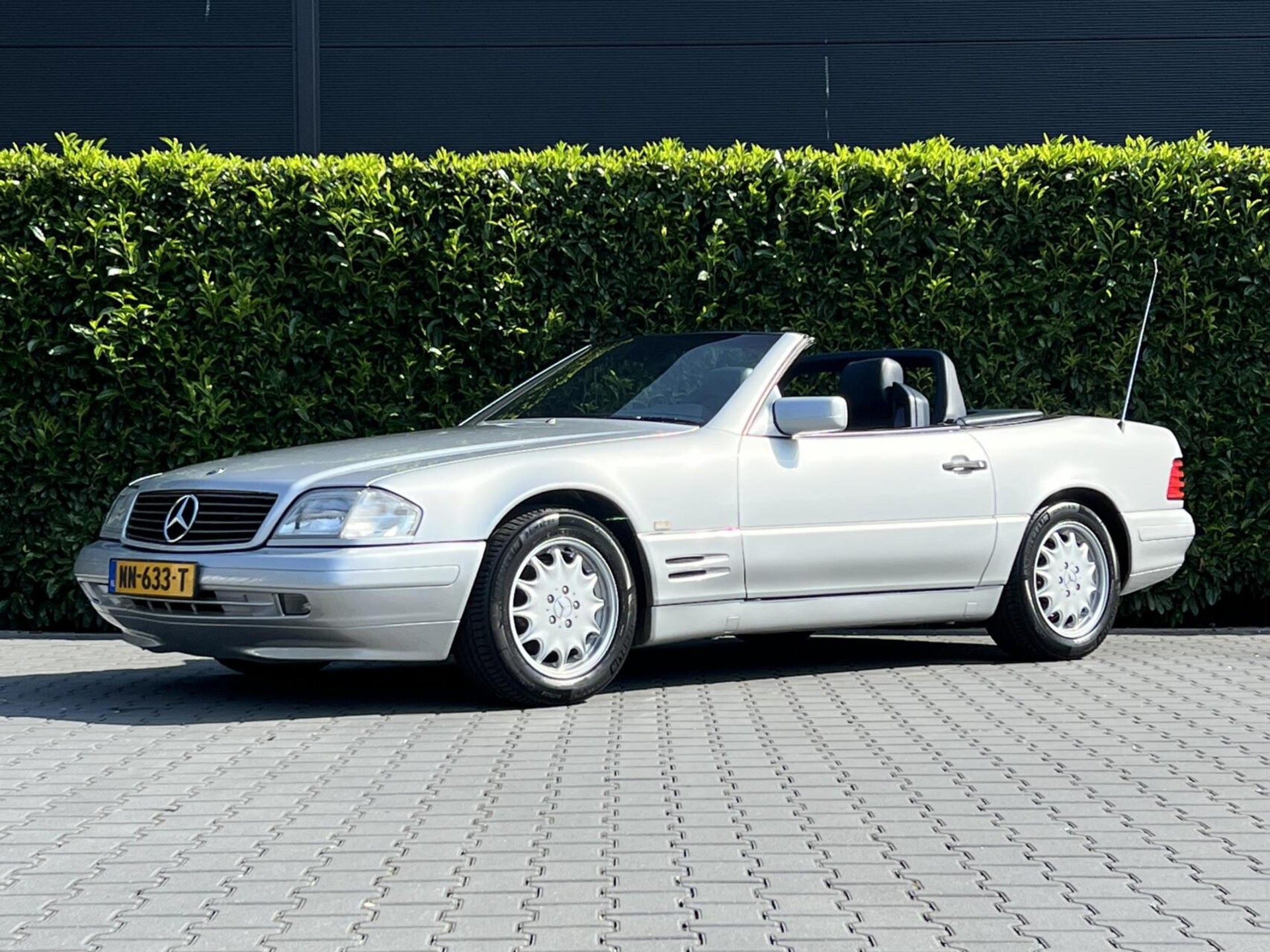 Mercedes-Benz SL