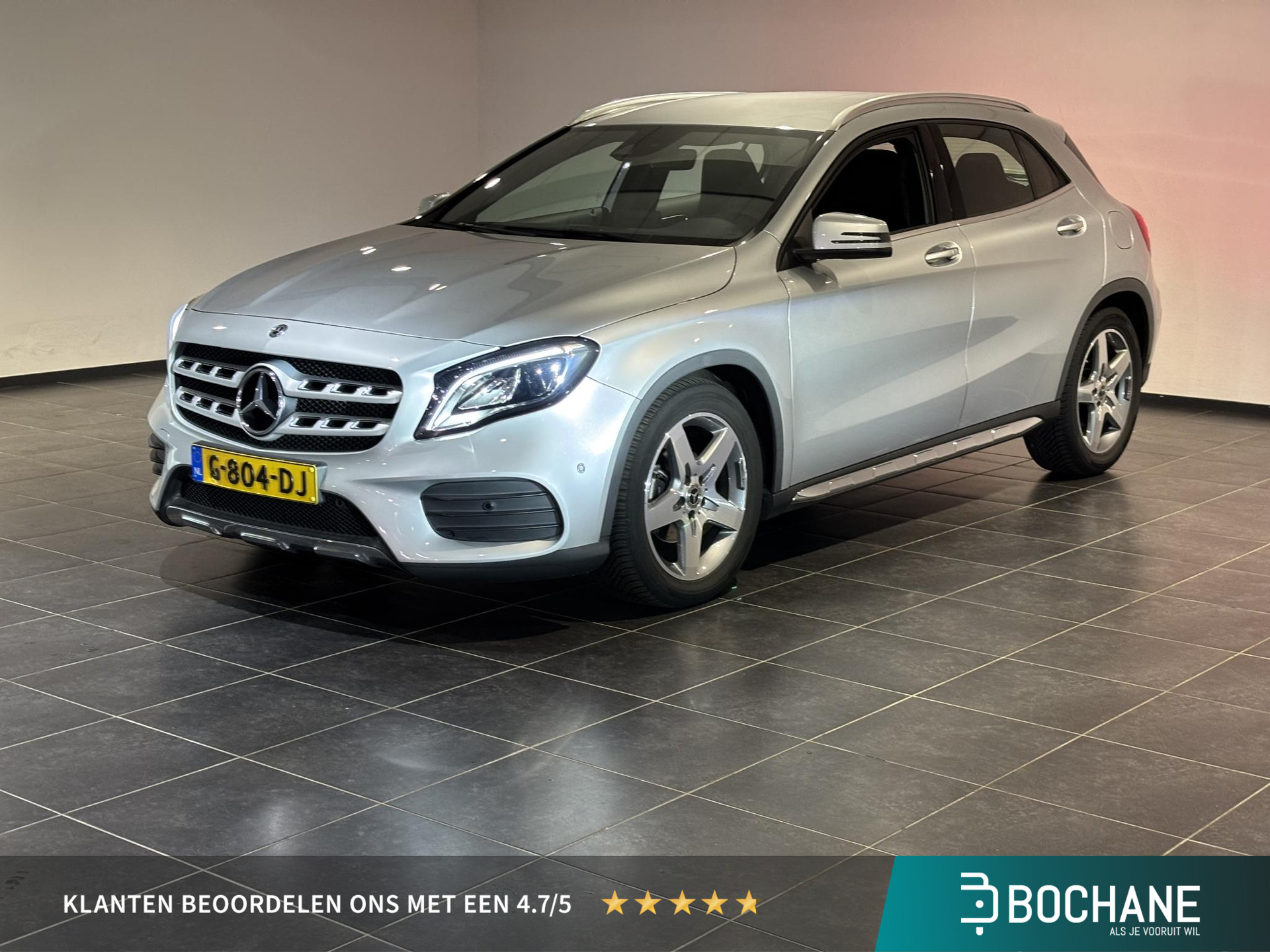 Mercedes-Benz GLA 180 AMG Line