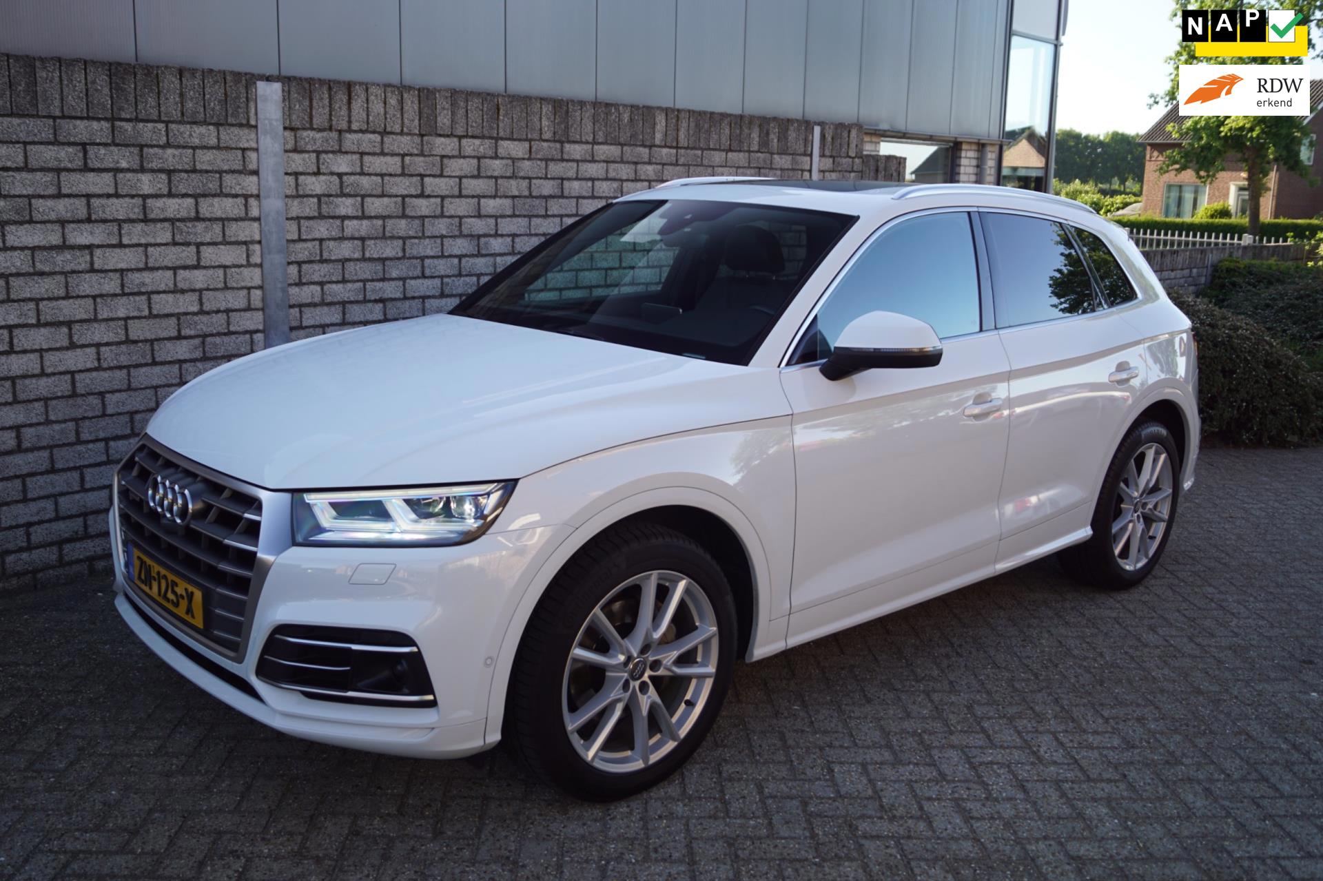 Audi Q5 45 TFSI Quattro S Edition Autom Panodak Luchtvering Leder Adaptieve Cruise Navi Camera Clima B&O 2x PDC LMV Trekh ENZ.