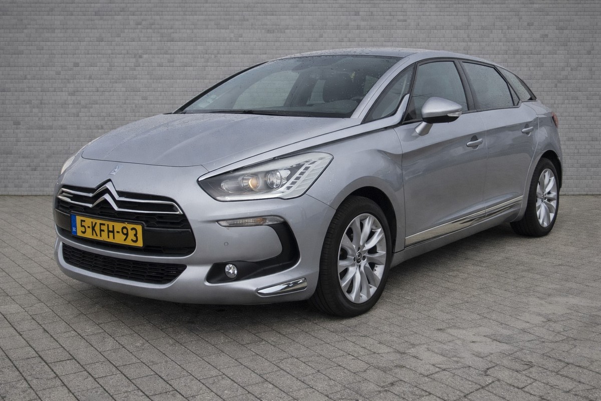DS DS 5