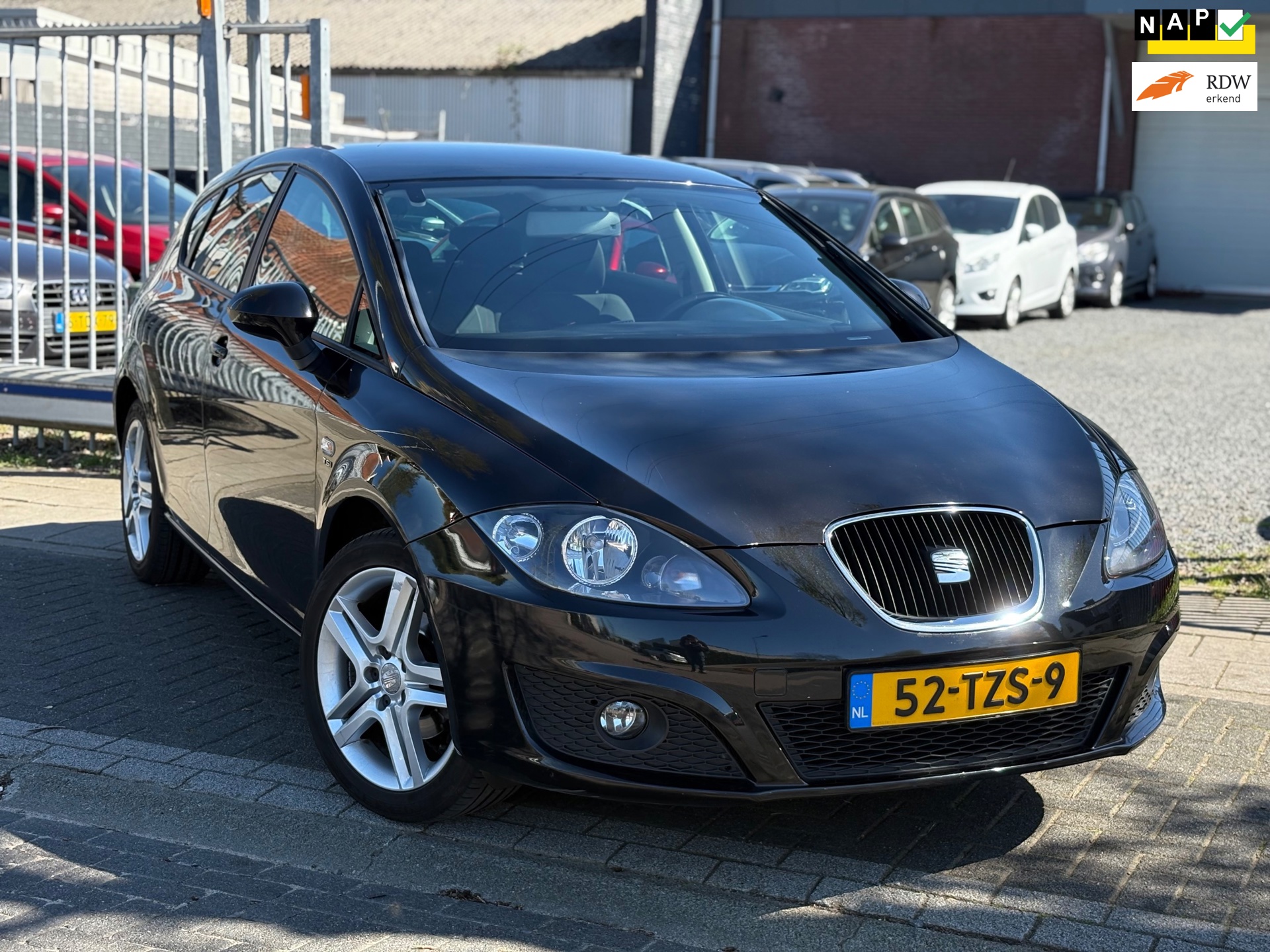 Seat Leon 1.2 TSI Ecomotive Businessline COPA | Navigatie | Trekhaak | Climate control |