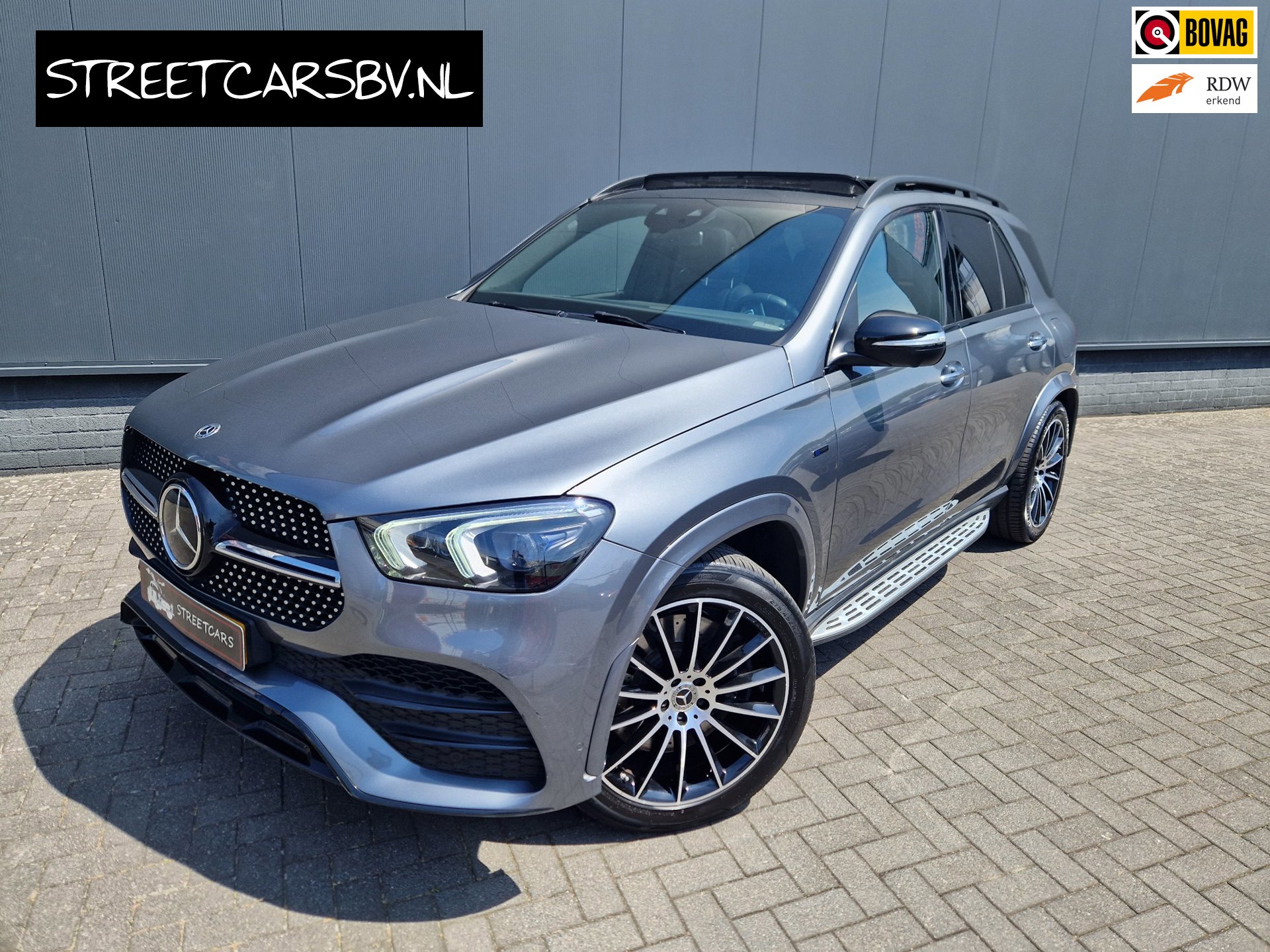 Mercedes-Benz GLE-klasse 350de AMG SOH 97% /Pano/Luchtvering/Trekhaak/Burmester!