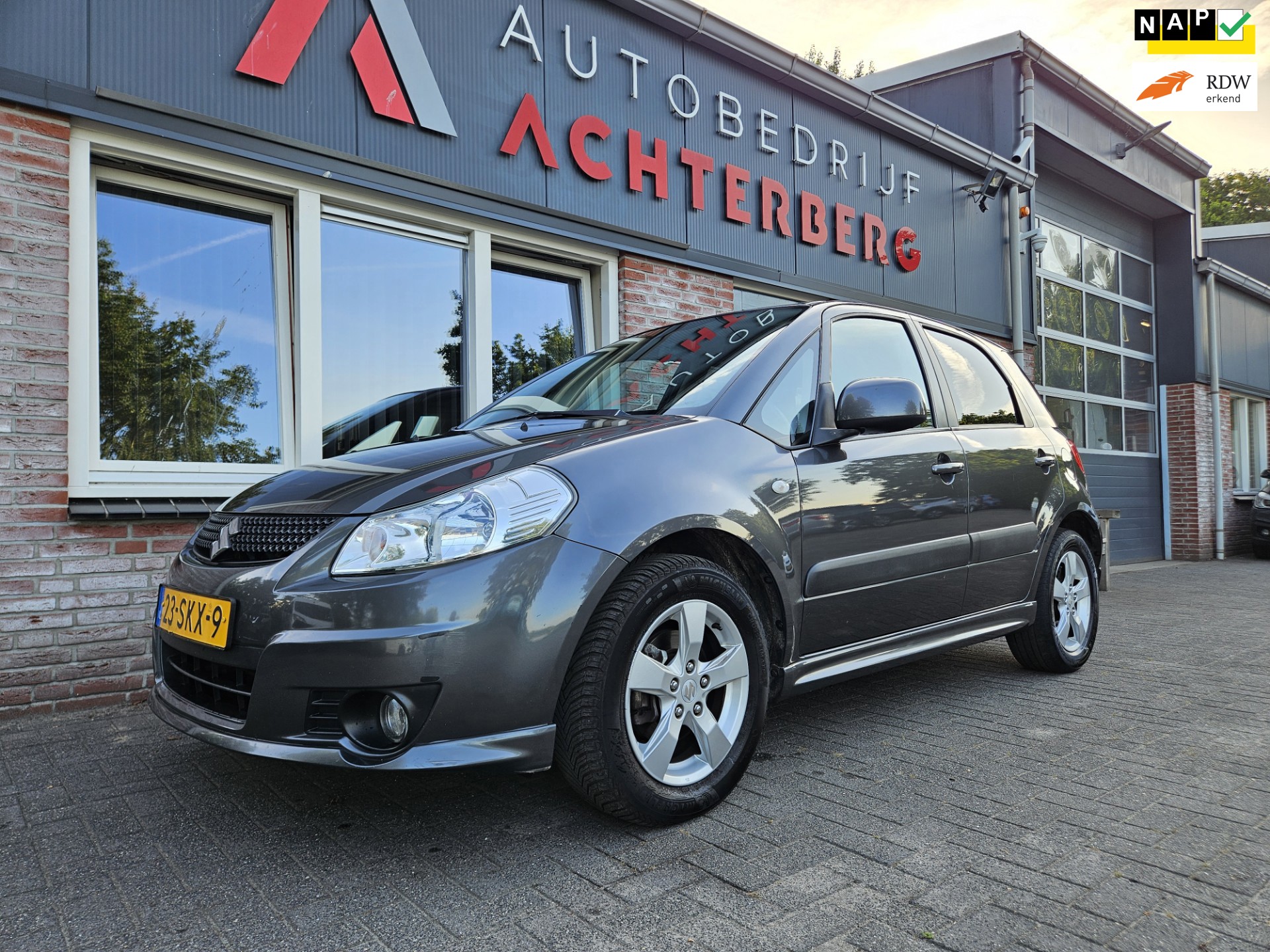 Suzuki SX4 1.6 Arrow Trekhaak! Airco/Clima! Cruise Control! NAP! Leuke Auto!