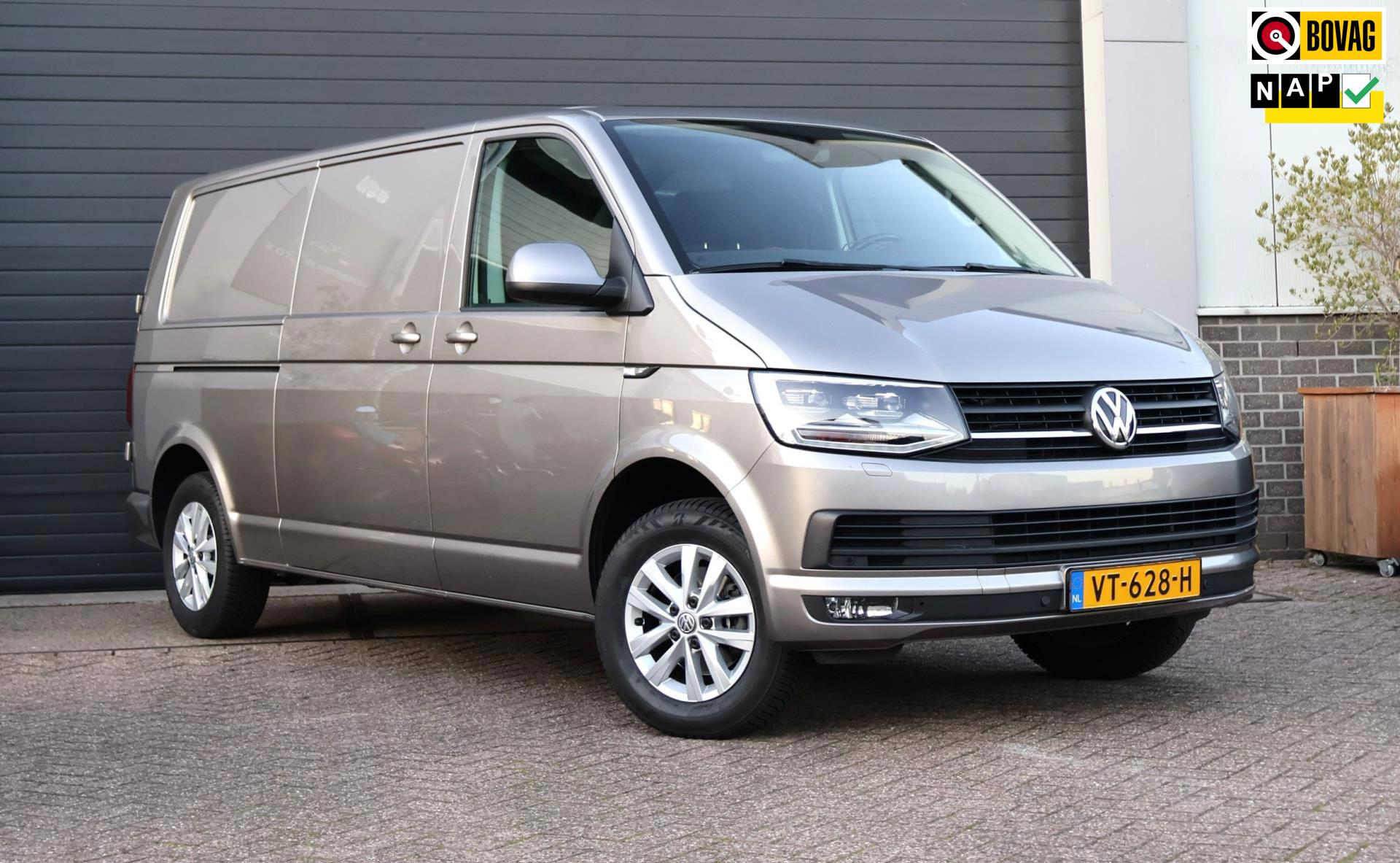Volkswagen Transporter 2.0 TDI L2H2 Highline DSG/Cruise/Led