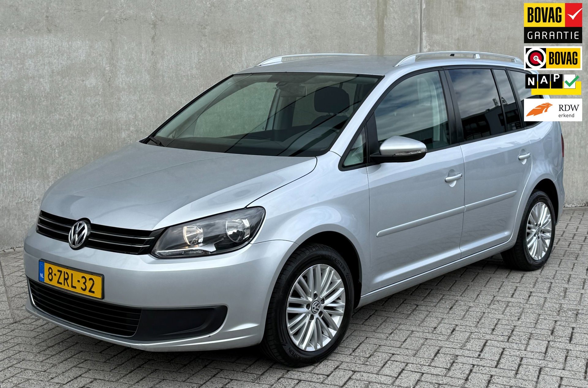 Volkswagen Touran 1.2 TSI Edition BM 7p. Grijs 2015 NAP|APK