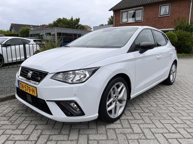 Seat Ibiza 1.0 TSI FR Business Intense / Navi / CarPlay / Camera