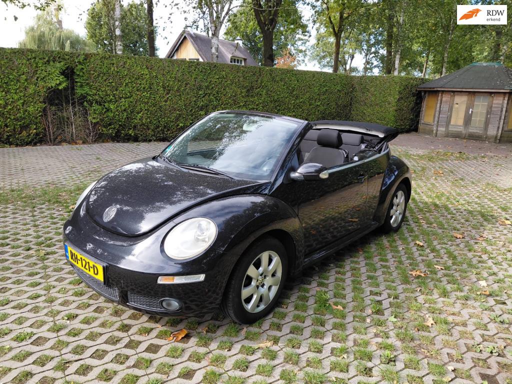 Volkswagen New Beetle Cabriolet 2.0 Highline airco, electrische kap