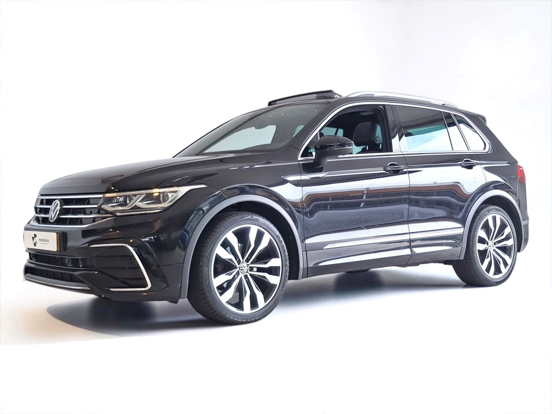 Volkswagen Tiguan 1.5 TSI R-Line Business+