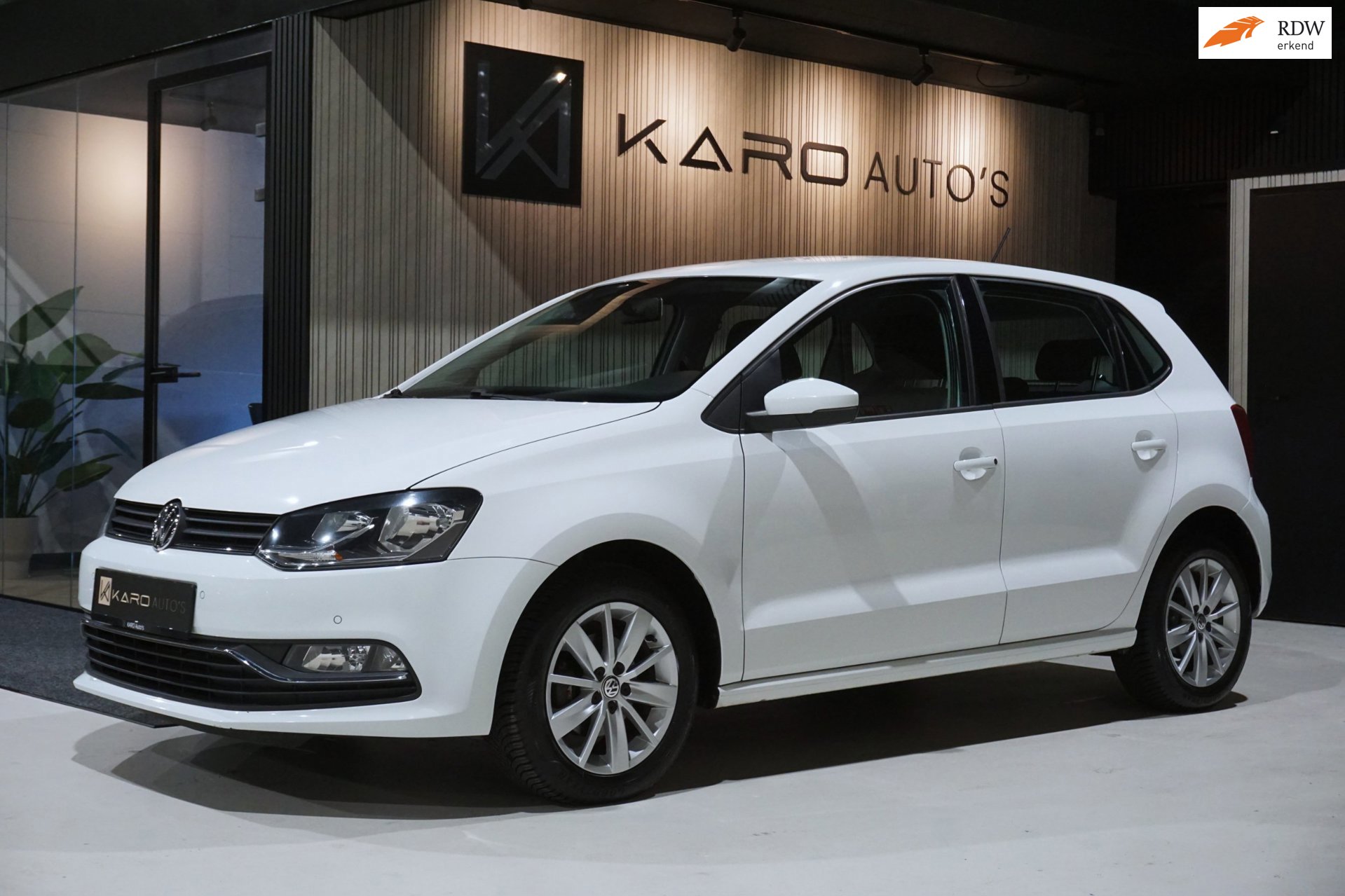 Volkswagen Polo 1.2 TSI Highline 5D Cruise Airco Pdc 1e Eig.