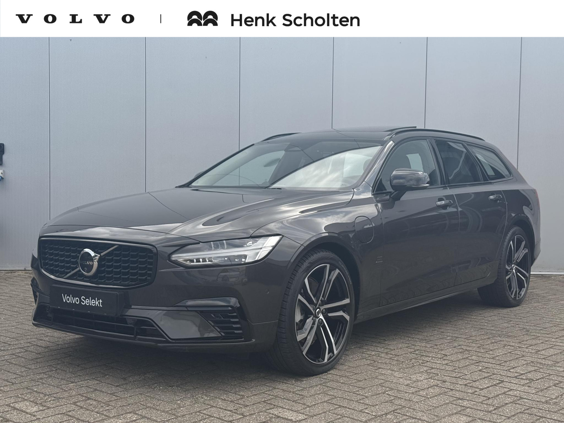 Volvo V90 T8 Plug-in hybrid AWD Ultra Dark