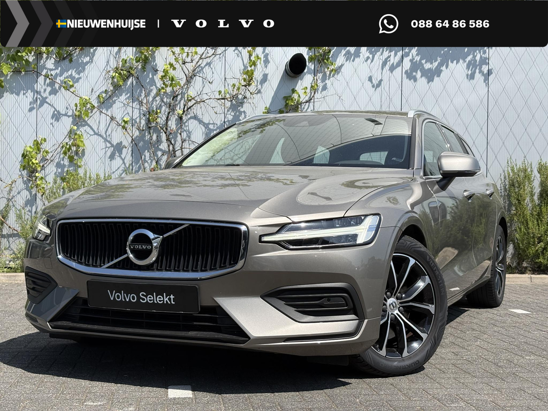 Volvo V60 2.0 B3 Momentum Business