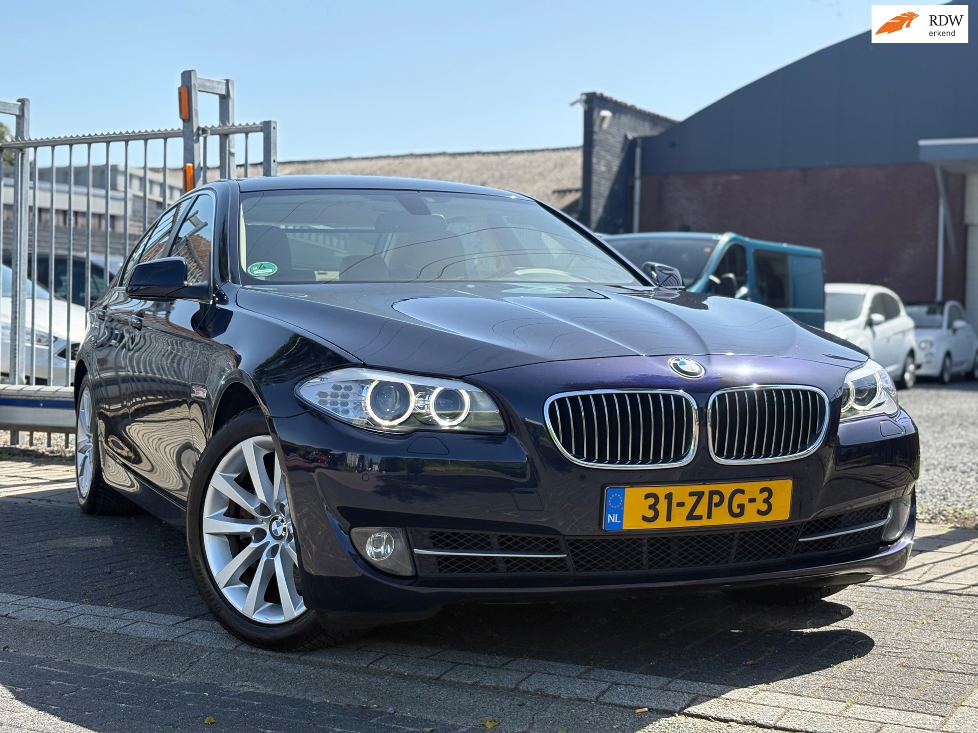 BMW 5-serie 528i High Executive | NWE D-Ketting | Xenon | Leder | Navigatie | A.Camera | 18” LMV |
