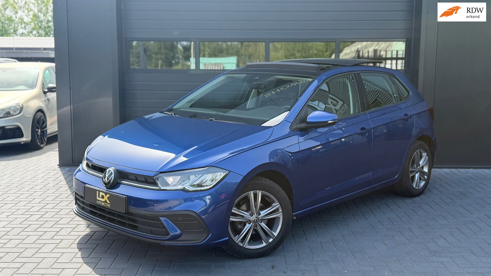 Volkswagen POLO 1.0 TSI Go Pano|PDC|Carplay