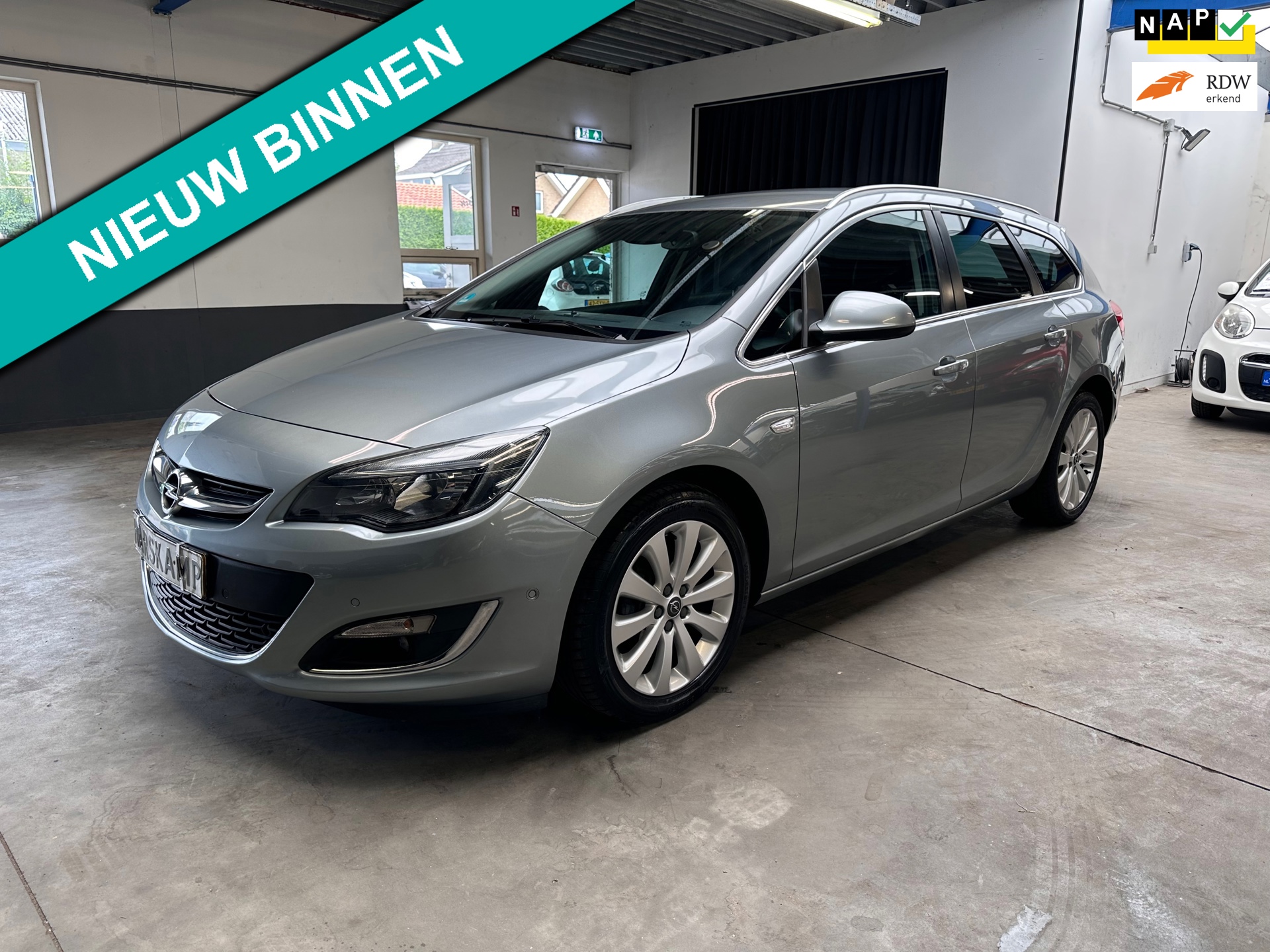 Opel Astra Sports Tourer 1.4 Turbo Cosmo
