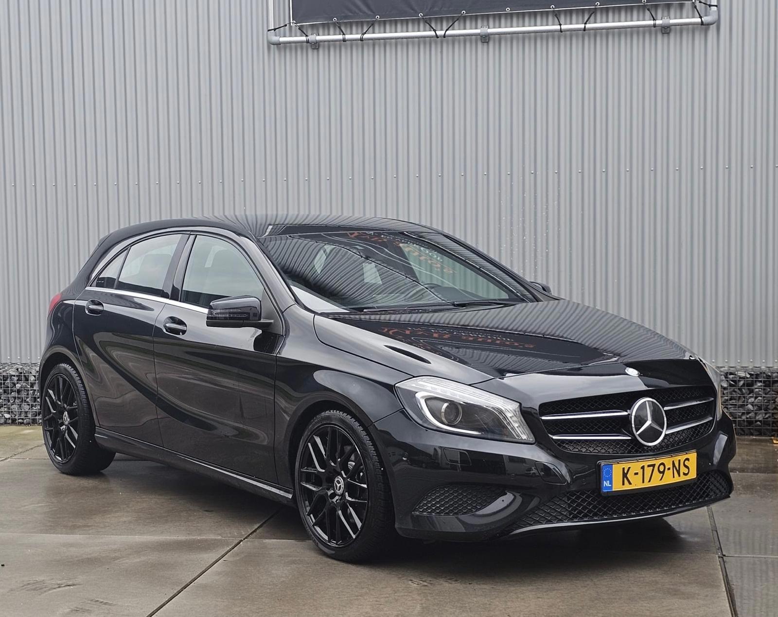 Mercedes-Benz A-klasse 250, Adaptive cruise control, Navi, Stoelverwarming, Xenon