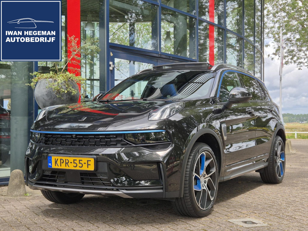 Lynk & Co 01 1.5 | SOH 94,41% | Zwarte hemel | Navigatie | Apple Carplay | Parkeersensoren + Camera