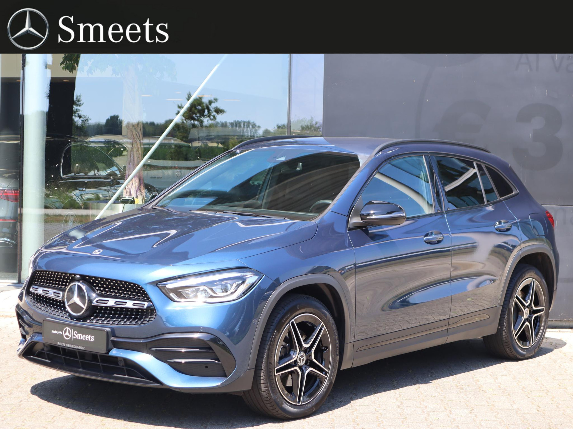 Mercedes-Benz GLA 250 e AMG Line
