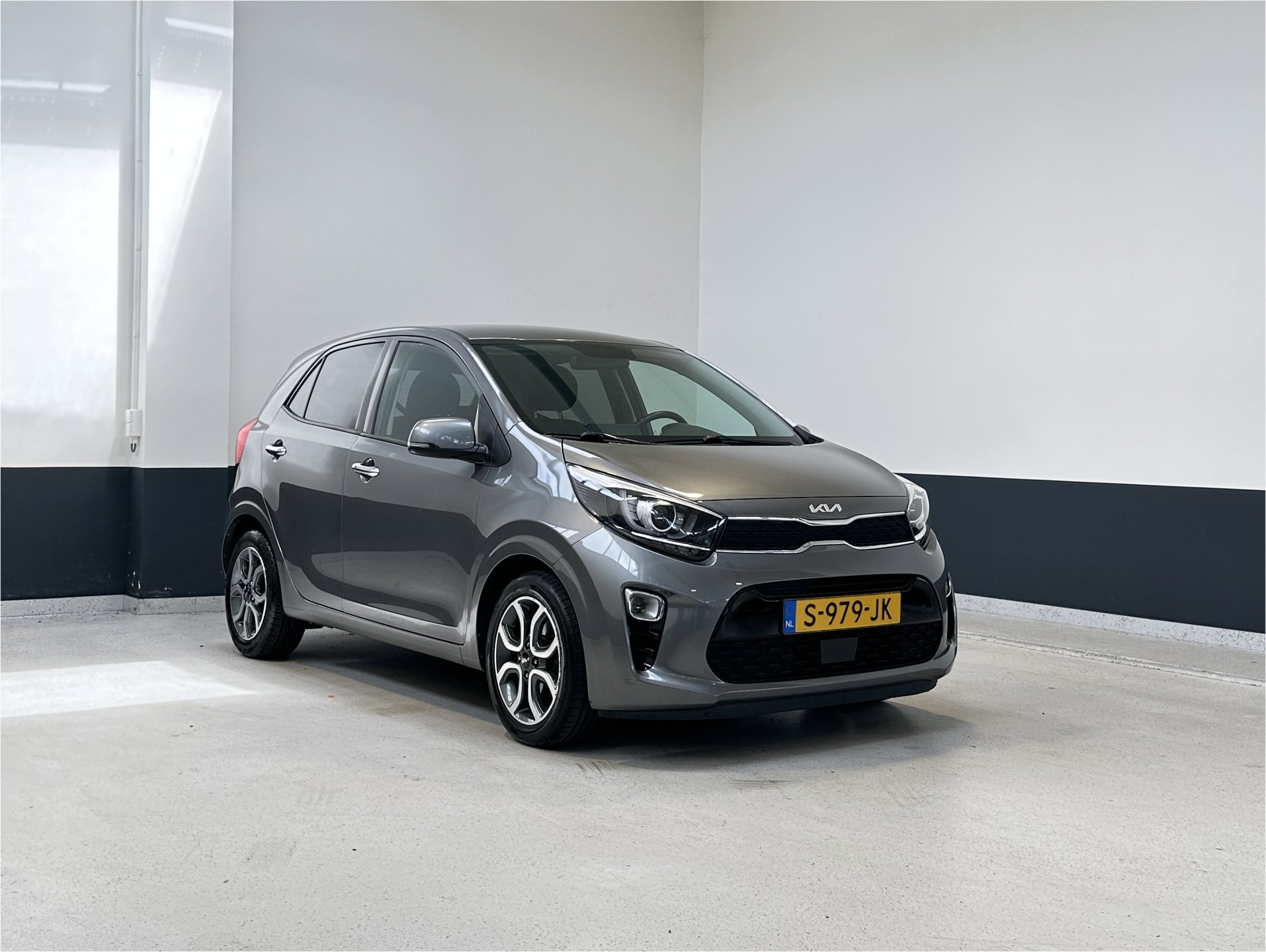 Kia Picanto 1.0 DPi DynamicPlusLine | Apple Carplay/Android auto | Climate control | Camera | NL | 1 Eig |