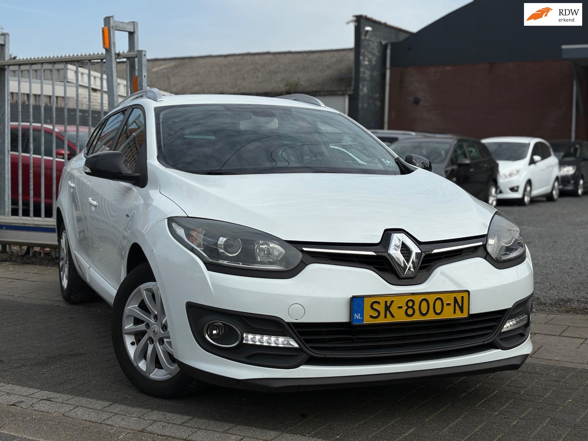 Renault Mégane Estate 1.2 TCe Limited| NWE D-Ketting| LED | Trekhaak | Navigatie |