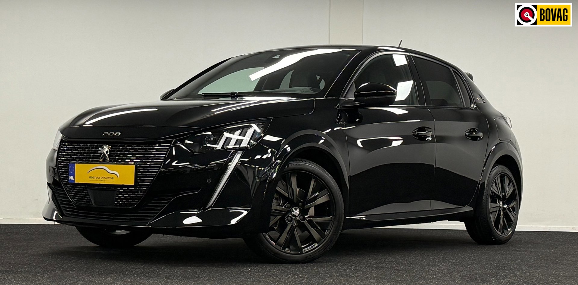 Peugeot 208 1.2 PureTech GT Pack*Navi*Camera*Stoelverw*Carplay*Cruiscontrol*