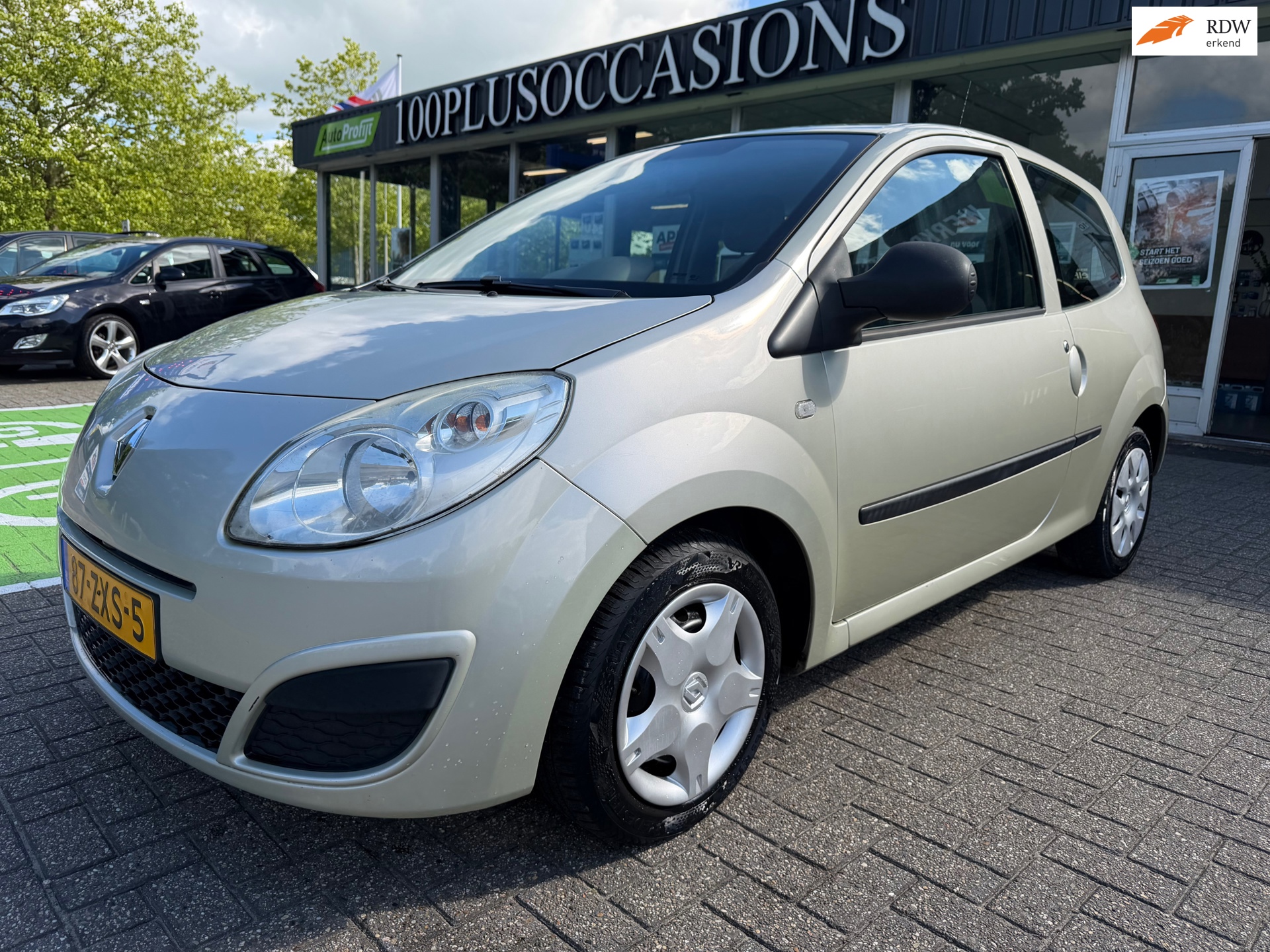Renault Twingo 1.2 Acces | Kleine beurt | Airco | Zeer zuinig
