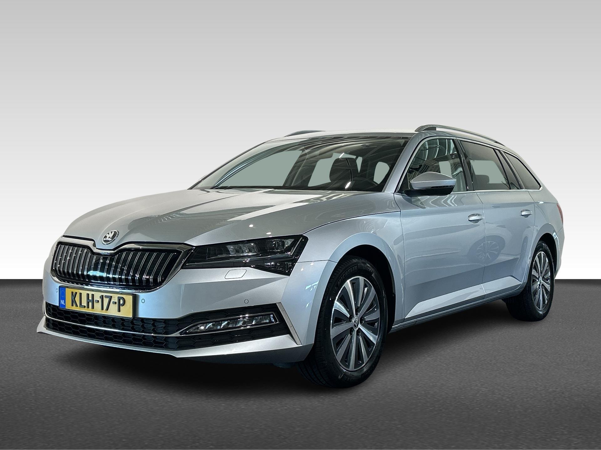 Skoda Superb Combi 1.4 TSI iV 218PK PHEV Business Edition Plus WINTERPACK NAVI CAMERA ECC