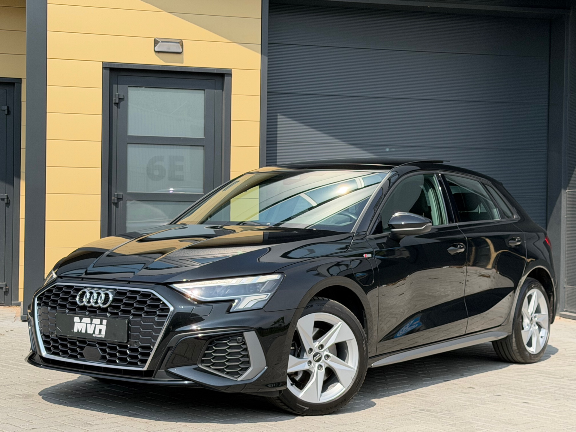 Audi A3 Sportback 40 TFSI e Edition Model 23 - S-line - Panorama