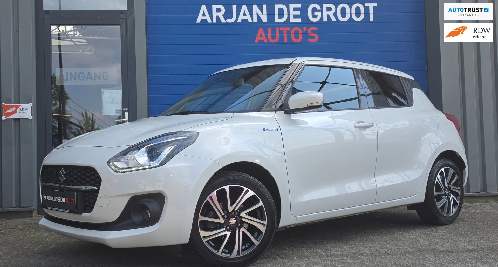 Suzuki Swift 1.2 83PK Full options! Acc Clima Dealer OH Keyless Carplay Camera