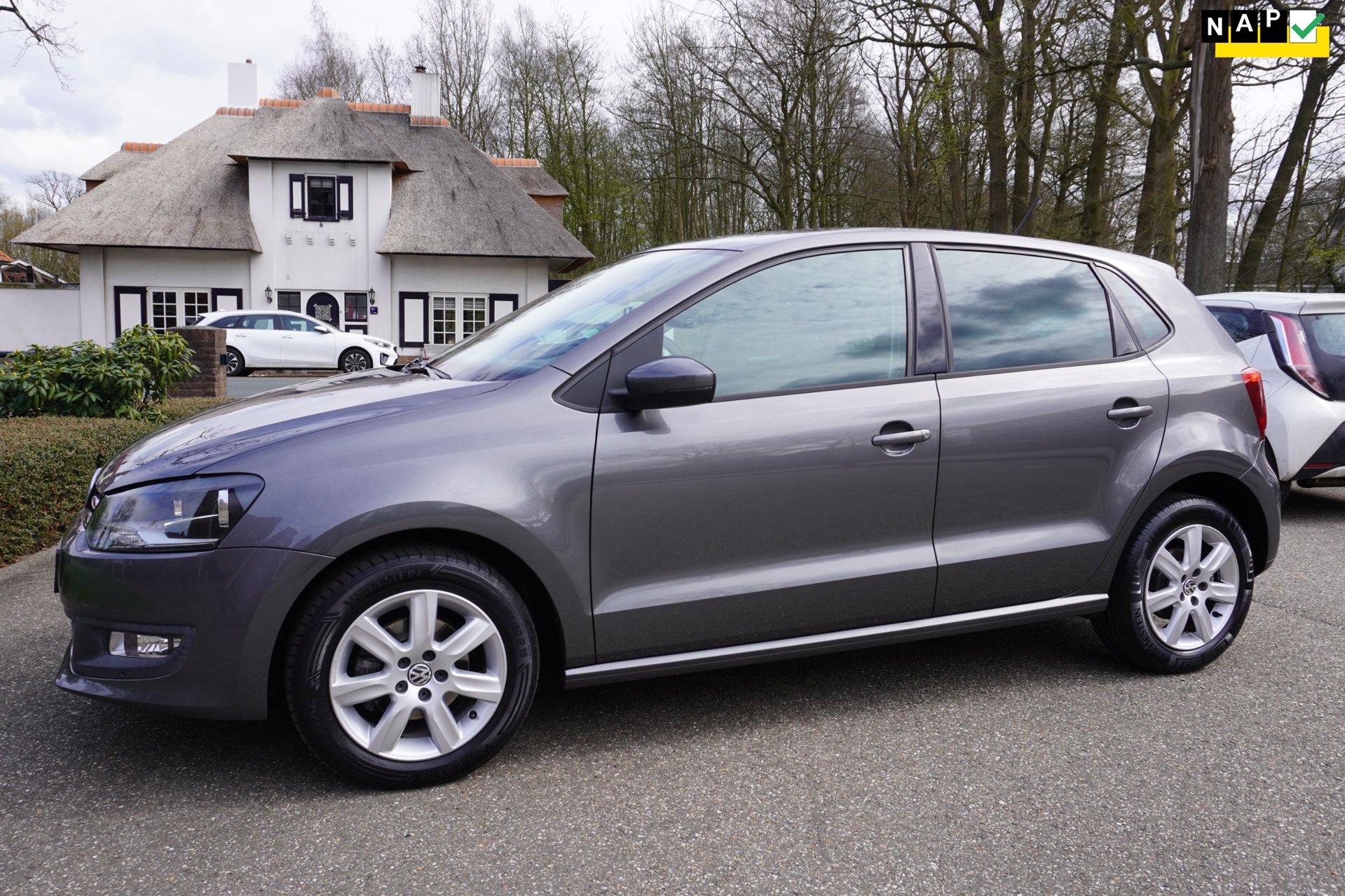 Volkswagen Polo 1.2 TSI Highline Dsg Clima Cruise Pdc Lm Velgen