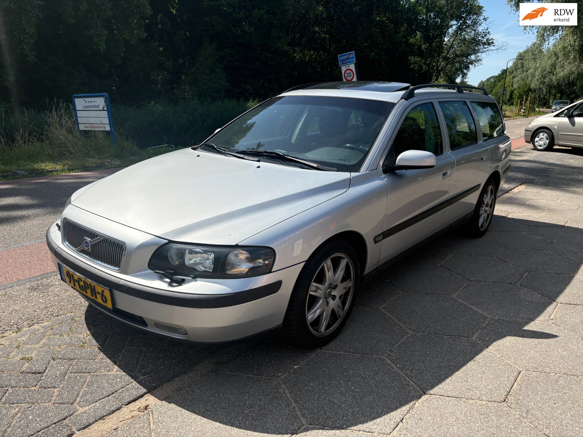 Volvo V70 2.4 D5 Geartronic Black Sapphire Edition II + DISTR.