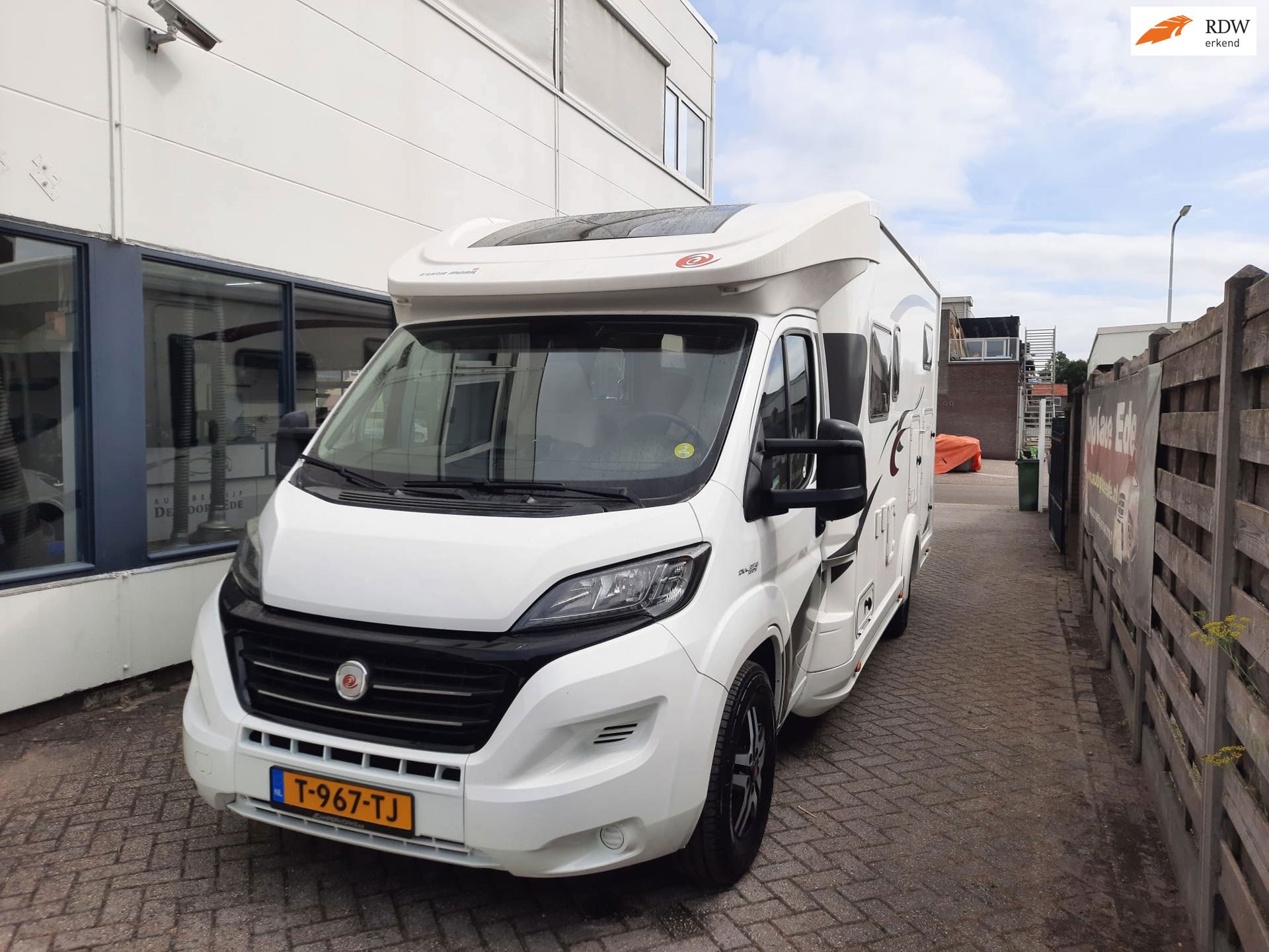 Eura mobil TT 650 EB AUTOMAAT 2X AIRCO CAMERA 180PK LANGE BEDDEN