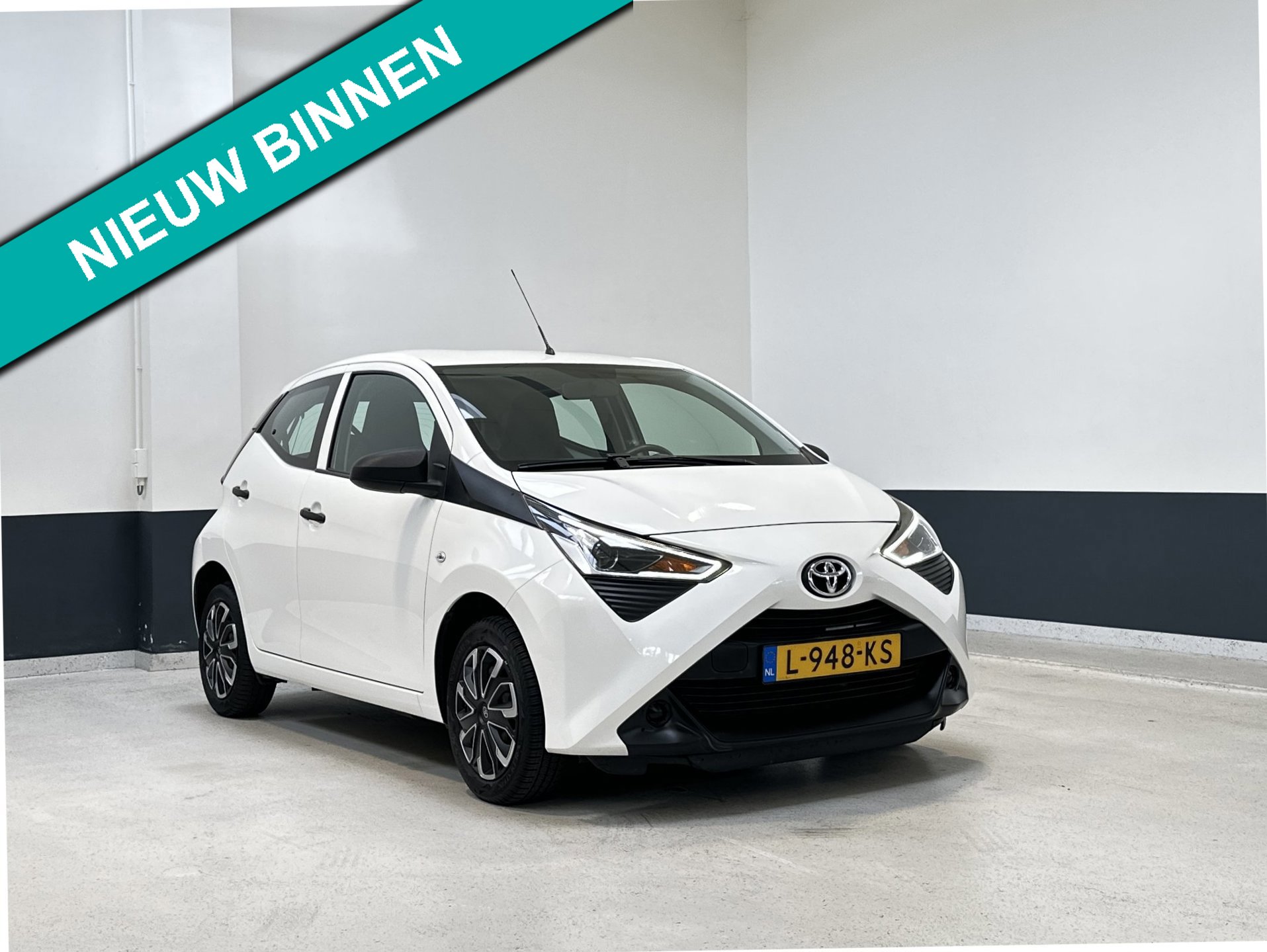 Toyota Aygo 1.0 VVT-i x-fun| NL| 1 Eig | Airco| C.V | Bluetooth |