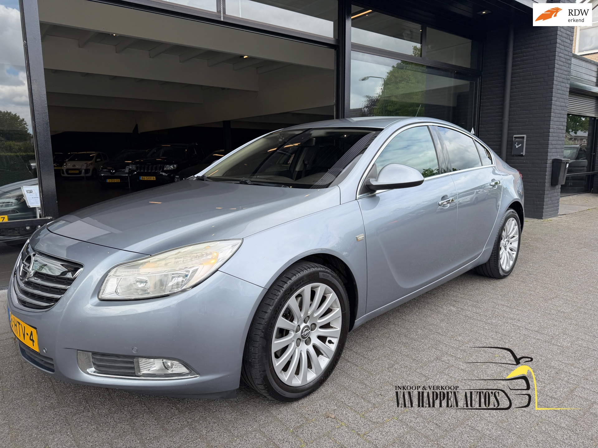 Opel Insignia 2.0 T Cosmo / apk 5-2027