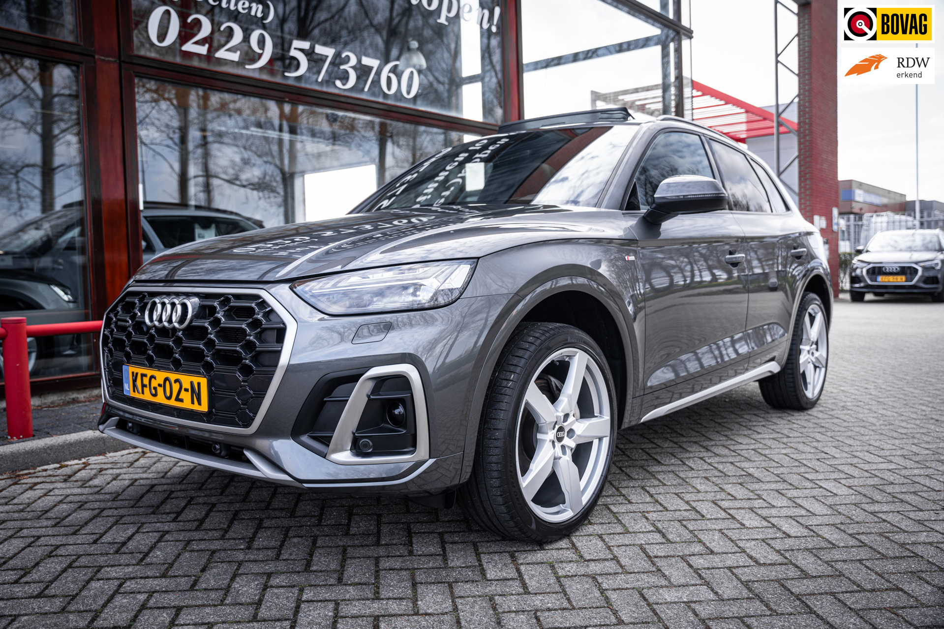 Audi Q5 55 TFSIe Quattro Competition S-line | Panoramadak | Leder | LED | Stoelverwarming | Camera | Head up Display |